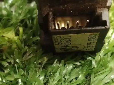 Second-hand car spare part switch for bmw serie 7 (e65/e66) 6.0 cat oem iam references 50359801 8375580 50359801