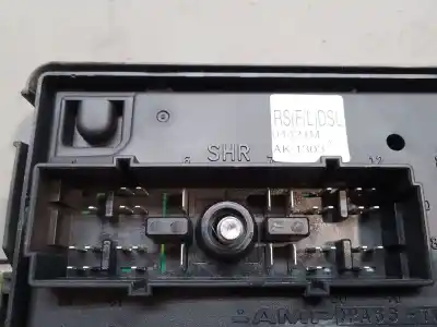 Second-hand car spare part fuse box unit for kia carens * oem iam references 04421m ak1303 