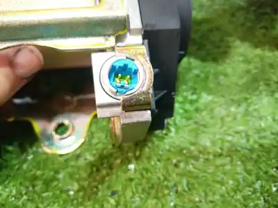 Second-hand car spare part front right seat belt for bmw serie 7 (e65/e66) 6.0 cat oem iam references 5611484401 010r000 5611484401