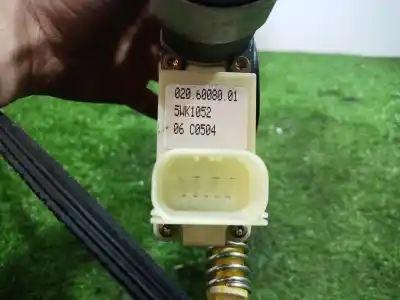 Second-hand car spare part passenger side right window regulator for bmw serie 7 (e65/e66) 6.0 cat oem iam references 7138862e 8223826s 0206008001