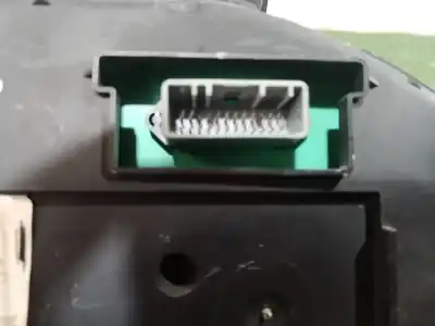 Peça sobressalente para automóvel em segunda mão quadrante por renault clio iii (2005-0) 1.5 dci diesel cat referências oem iam 8200715181n 2rpf10a855ae 8200715181n