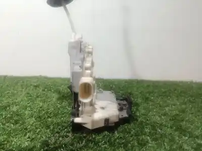 Автозапчасти б/у замок задней левой двери за audi a3 (8p) 2.0 tdi ambiente ссылки oem iam 4f0839015 4f0839015 4f0839015