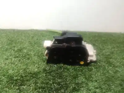 Автозапчасти б/у замок задней левой двери за audi a3 (8p) 2.0 tdi ambiente ссылки oem iam 4f0839015 4f0839015 4f0839015