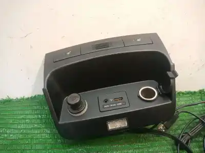 Second-hand car spare part decorative moulding for kia sorento ii (xm) 2.4 cvvt oem iam references 847302p000