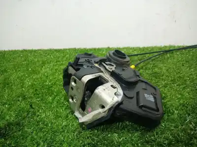 Second-hand car spare part rear right door lock for toyota corolla (_e12_) 1.4 d (nde120_) oem iam references   