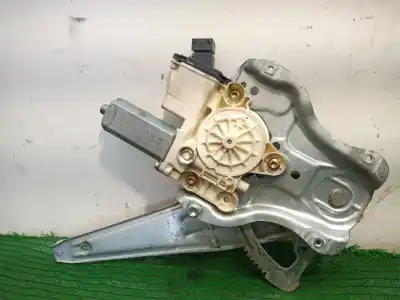 Peça sobressalente para automóvel em segunda mão botão / interruptor elevador vidro traseiro direito por toyota corolla (_e12_) 1.4 d (nde120_) referências oem iam 992045100 992045100 992045100