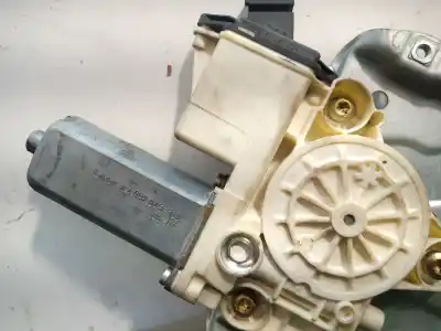 Peça sobressalente para automóvel em segunda mão botão / interruptor elevador vidro traseiro direito por toyota corolla (_e12_) 1.4 d (nde120_) referências oem iam 992045100 992045100 992045100