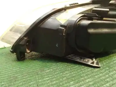 Автозапчасти б/у правая фара за ford focus c-max (cap) 1.8 tdci turbodiesel cat ссылки oem iam 3m5113005ah 1ee27060002 3m5113005ah