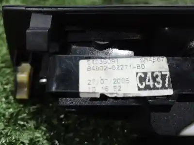 Peça sobressalente para automóvel em segunda mão botão / interruptor elevador vidro dianteiro esquerdo por toyota corolla (_e12_) 1.4 d (nde120_) referências oem iam 7423202290 54035091 8480202271