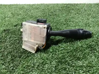 Second-hand car spare part headlights switch for toyota corolla (_e12_) 1.4 d (nde120_) oem iam references 173681 173681 173681