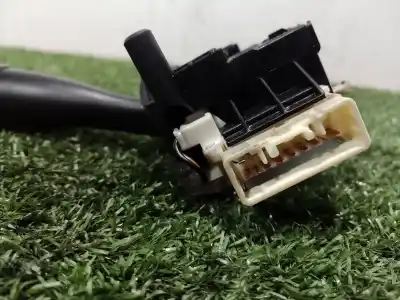 Second-hand car spare part headlights switch for toyota corolla (_e12_) 1.4 d (nde120_) oem iam references 173681 173681 173681