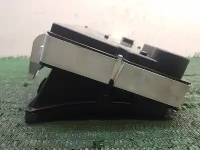 Pezzo di ricambio per auto di seconda mano pannello degli strumenti per toyota corolla (_e12_) 1.4 d (nde120_) riferimenti oem iam a2c53079938 8380002c60 11008028002