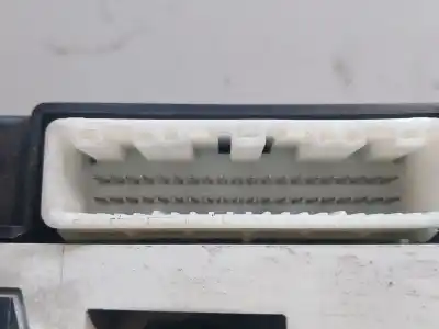 Pezzo di ricambio per auto di seconda mano pannello degli strumenti per toyota corolla (_e12_) 1.4 d (nde120_) riferimenti oem iam a2c53079938 8380002c60 11008028002