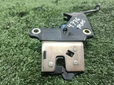 Recambio de automóvil de segunda mano de CERRADURA MALETERO / PORTON para AUDI A4 BERLINA (8E)  referencias OEM IAM 8E5827505B 8E5827505 8E5827505