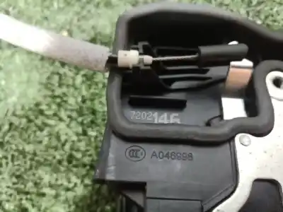 Peça sobressalente para automóvel em segunda mão fechadura da porta dianteira direita por bmw 1 (e81) 120 d referências oem iam 7202146 a046998 7202146