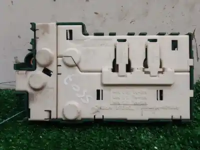 Pezzo di ricambio per auto di seconda mano scatola relè/fusibili per bmw 5 (e39) 523 i riferimenti oem iam 61138370641 61138367768 5518361