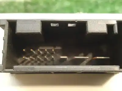 Second-hand car spare part electronic module for bmw 5 (e39) 523 i oem iam references 61356905667 ywc107130 608377ut