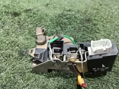 Second-hand car spare part rear right door lock for bmw 5 (e39) 523 i oem iam references 8352165 8352165 8352165