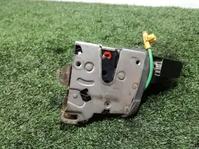 Second-hand car spare part rear right door lock for bmw 5 (e39) 523 i oem iam references 8352165 8352165 8352165