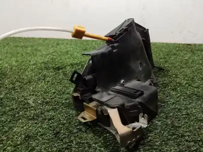 Peça sobressalente para automóvel em segunda mão fechadura da porta dianteira esquerda por bmw 5 (e39) 523 i referências oem iam 82350959 82350959 82350959