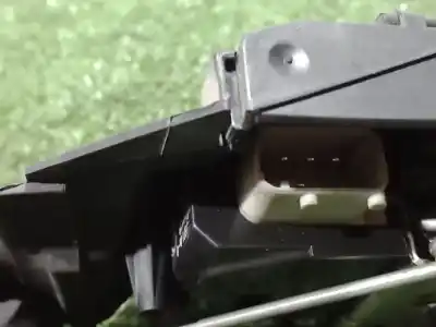 Peça sobressalente para automóvel em segunda mão fechadura da porta dianteira esquerda por bmw 5 (e39) 523 i referências oem iam 82350959 82350959 82350959