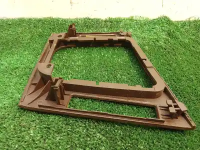 Peça sobressalente para automóvel em segunda mão moldagem por bmw 3 (e46) 320 d referências oem iam 8209456 8209456 8209456