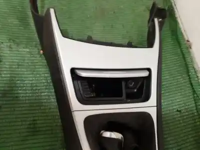 Peça sobressalente para automóvel em segunda mão apoio de braço consola central por bmw 1 (e81) 120 d referências oem iam 7122225 7122225 7122225