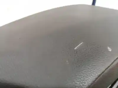 Peça sobressalente para automóvel em segunda mão apoio de braço consola central por bmw 1 (e81) 120 d referências oem iam 7122225 7122225 7122225