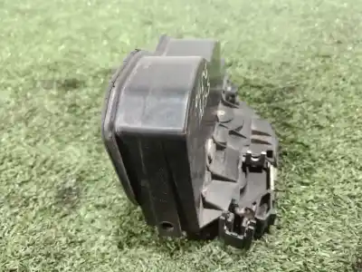 Second-hand car spare part left front door lock for bmw 1 (e81) 120 d oem iam references a046998 7202149 a046998