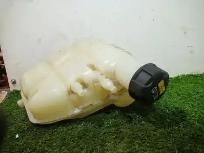Second-hand car spare part coolant expansion tank for mini mini 5-trg. (f55) cooper d oem iam references 7617362 7617362 7617362