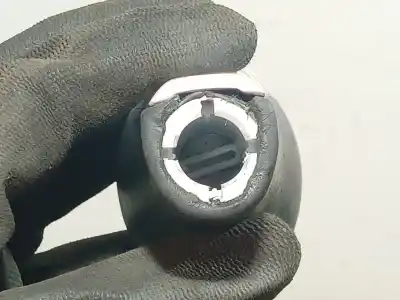 Second-hand car spare part gear lever knob for bmw x3 (e83) xdrive 20 d oem iam references   