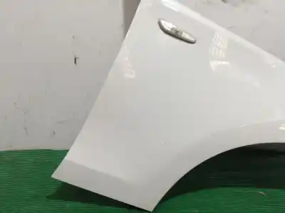 Peça sobressalente para automóvel em segunda mão guarda-lamas dianteiro direito por bmw 1 (e87) 118 d referências oem iam   