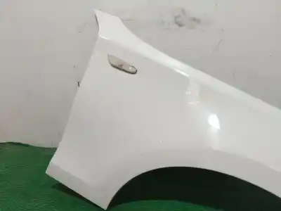 Peça sobressalente para automóvel em segunda mão guarda-lamas dianteiro direito por bmw 1 (e87) 118 d referências oem iam   