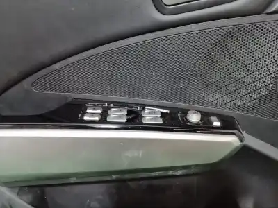 Автозапчастина б/у оббірка передніх дверей ліва для ssangyong tivoli 1.6 посилання на oem iam 7221035020 7221035020 7221035020