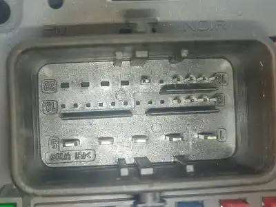 İkinci el araba yedek parçası röle/sigorta kutusu için citroen berlingo multispace (b9) 1.2 puretech 110 oem iam referansları 9807028780 bsmr04 9807028780