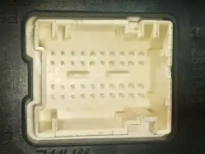 Second-hand car spare part fuse box unit for citroen berlingo multispace (b9) 1.2 puretech 110 oem iam references 281197595 281164872 281197595