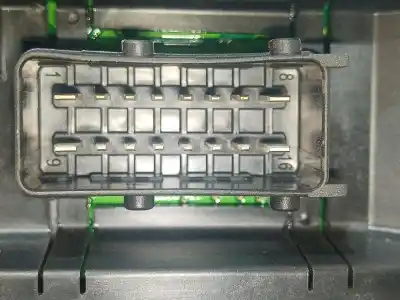 Second-hand car spare part fuse box unit for citroen berlingo multispace (b9) 1.2 puretech 110 oem iam references 281197595 281164872 281197595