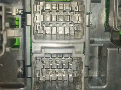 Second-hand car spare part fuse box unit for citroen berlingo multispace (b9) 1.2 puretech 110 oem iam references 281197595 281164872 281197595