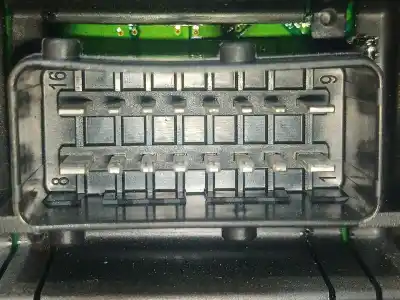 Second-hand car spare part fuse box unit for citroen berlingo multispace (b9) 1.2 puretech 110 oem iam references 281197595 281164872 281197595