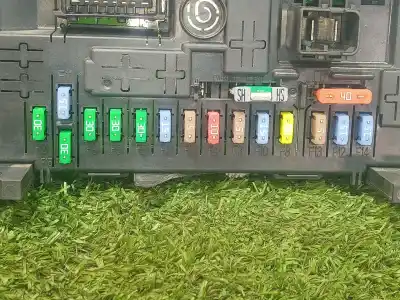 Second-hand car spare part fuse box unit for citroen berlingo multispace (b9) 1.2 puretech 110 oem iam references 281197595 281164872 281197595