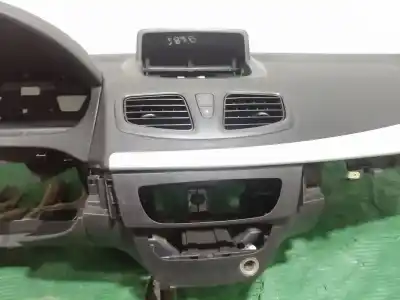 Автозапчасти б/у панель приборов за renault fluence (l3_) z.e. ссылки oem iam 681004864r 681004864r 681004864r