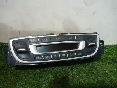 Peça sobressalente para automóvel em segunda mão COMANDO DE SOFAGEM (CHAUFFAGE / AR CONDICIONADO)  por RENAULT FLUENCE (L3_)  Referências OEM IAM 275106046R 275106046R 275106046R