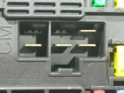 Second-hand car spare part fuse box unit for renault fluence (l3_) z.e. oem iam references usml38 284b63080r usml38