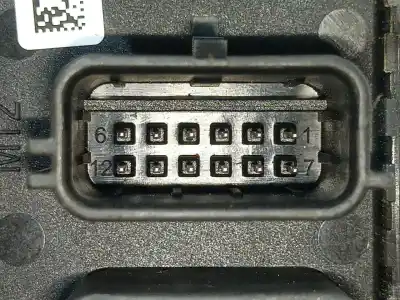 Second-hand car spare part fuse box unit for renault fluence (l3_) z.e. oem iam references usml38 284b63080r usml38