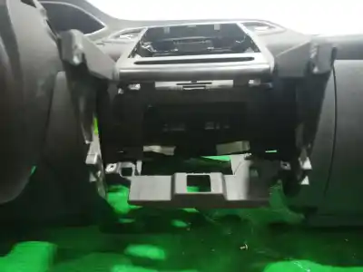 Автозапчастина б/у панель приладів для renault megane iii hatchback (bz0/1_, b3_) 1.2 tce (bz16 bz28) посилання на oem iam 1726412x m51241 1726412x