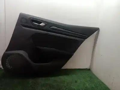 Tweedehands auto-onderdeel DEURBEKLEDING RECHTS ACHTER voor RENAULT MEGANE IV BERLINA 5P  OEM IAM-referenties 153001891 153001891 153001891