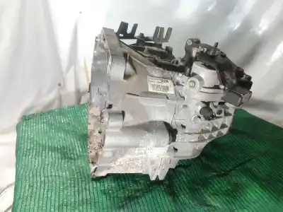 Second-hand car spare part GEARBOX for SSANGYONG TIVOLI  OEM IAM references MOG2N MOG2N - MDR025 MDR025