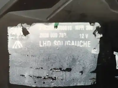 Peça sobressalente para automóvel em segunda mão farol / farolim esquerdo por renault fluence (l3_) 1.5 dci (l30d l30l l306 l33f l33l l33m l33v l33w) referências oem iam 260600078r 260600078r 260600078r