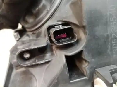 Peça sobressalente para automóvel em segunda mão farol / farolim esquerdo por renault fluence (l3_) 1.5 dci (l30d l30l l306 l33f l33l l33m l33v l33w) referências oem iam 260600078r 260600078r 260600078r
