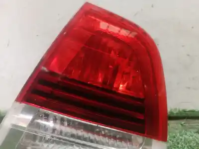 Recambio de automóvil de segunda mano de piloto trasero derecho para bmw 3 (e90) 318 i referencias oem iam 276402 276402 276402